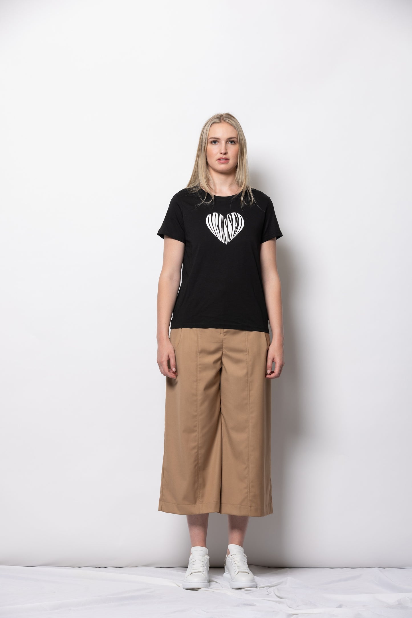 Heart Print T-Shirt | Black